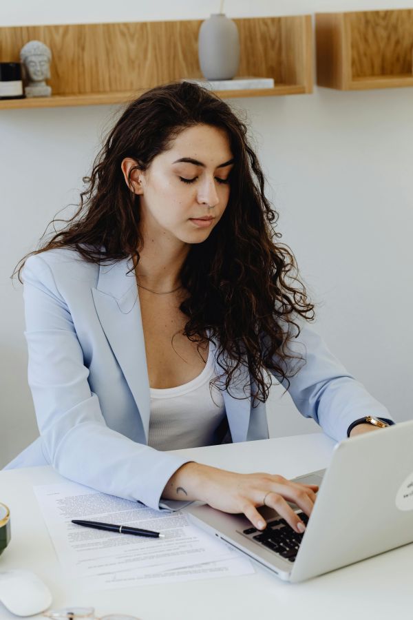 Comment rédiger un CV Parcoursup qui fait la différence ?